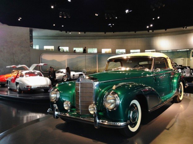 Museu Mercedes-Benz, na Alemanha: como é a atração de Stuttgart