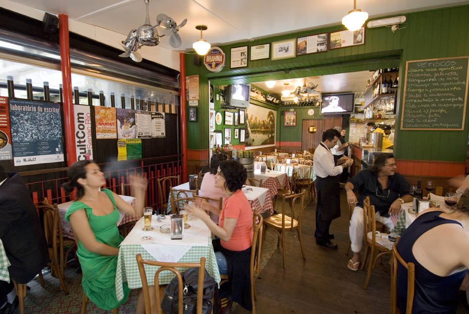 De casas tradicionais a bares descolados, colunista indica onde jogar sinuca  no Rio de Janeiro