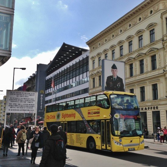 Guerra Fria e Muro de Berlim, explicados no Checkpoint Charlie