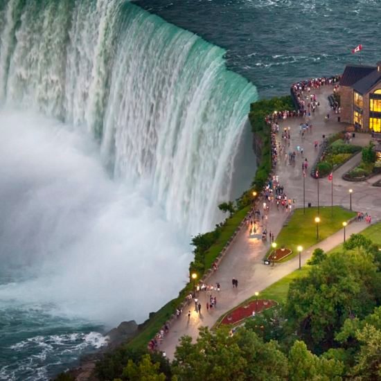 Cataratas do Niágara e visita às vinícolas perto de Toronto