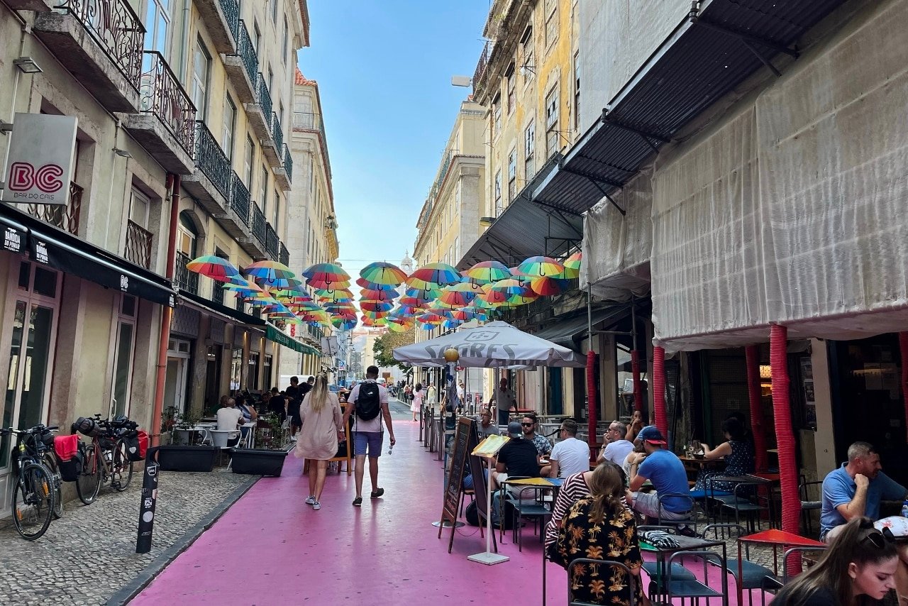 Roteiro em Lisboa pela Rua Cor de Rosa