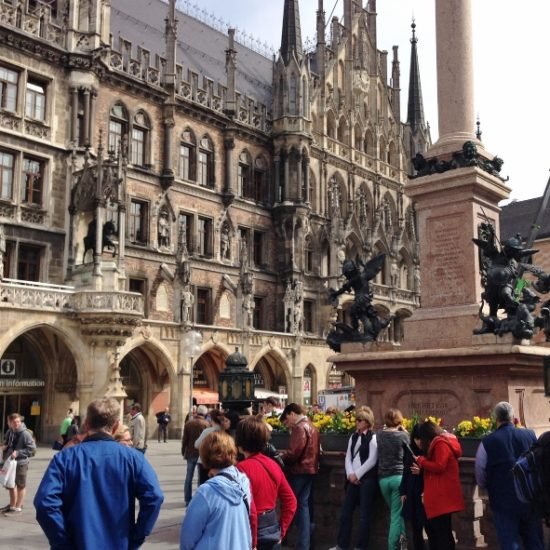 Marienplatz (Munique): a principal praça da cidade na Alemanha